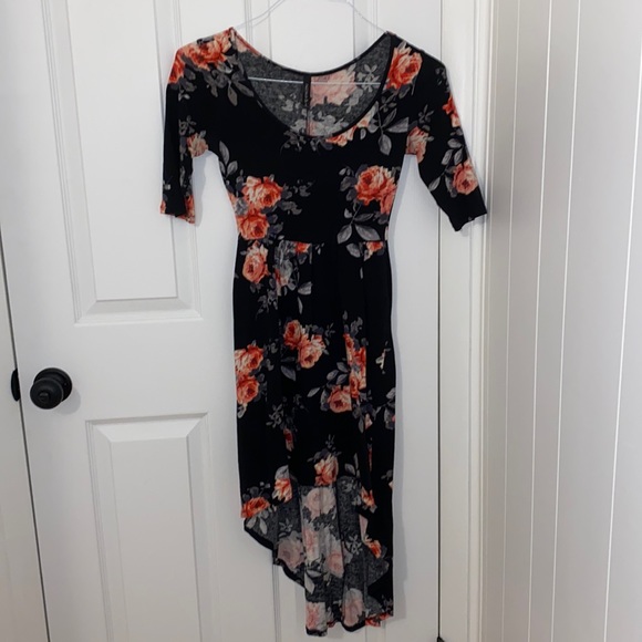 Asymmetrical floral dress - Picture 1 of 3